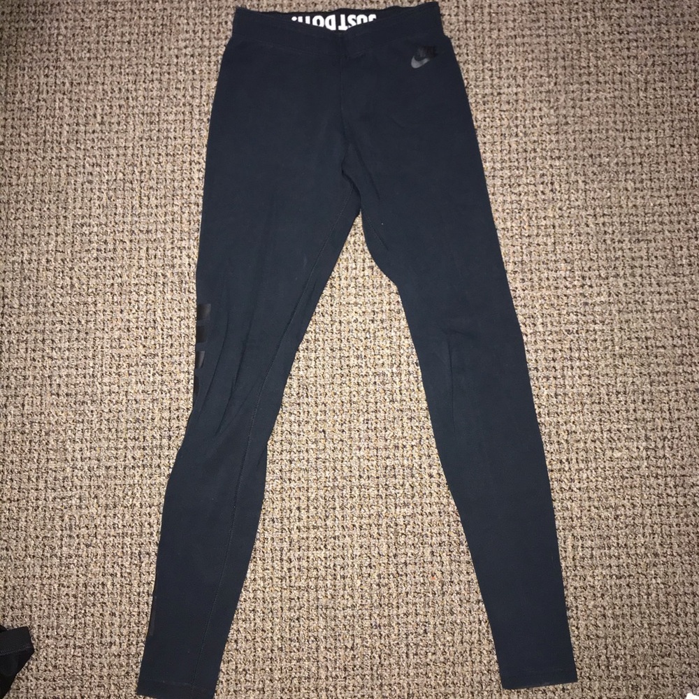 Nike leggings
